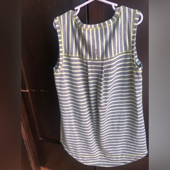 Ivivva Lululemon Athletica Girl’s Size 14 Striped Curved Hem Tank Top - Picture 6 of 9